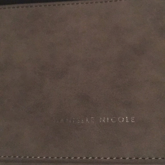 Danielle Nicole Purse 👜 - Picture 8 of 8
